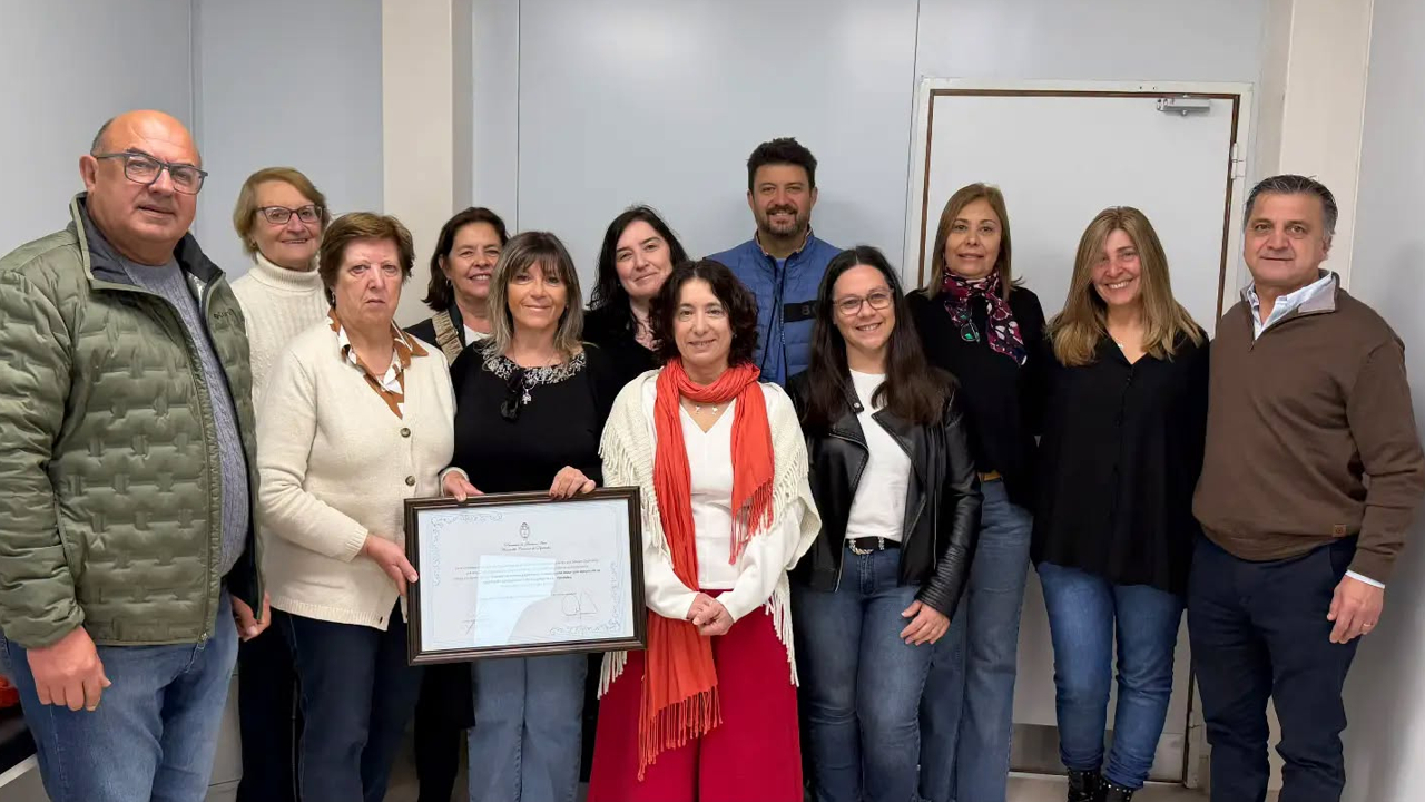 RECONOCIMIENTO A LA COOPERADORA DEL HOSPITAL DE LOS CARDALES
